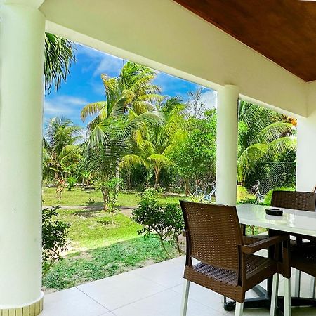 Pension Fidèle La Digue  Extérieur photo