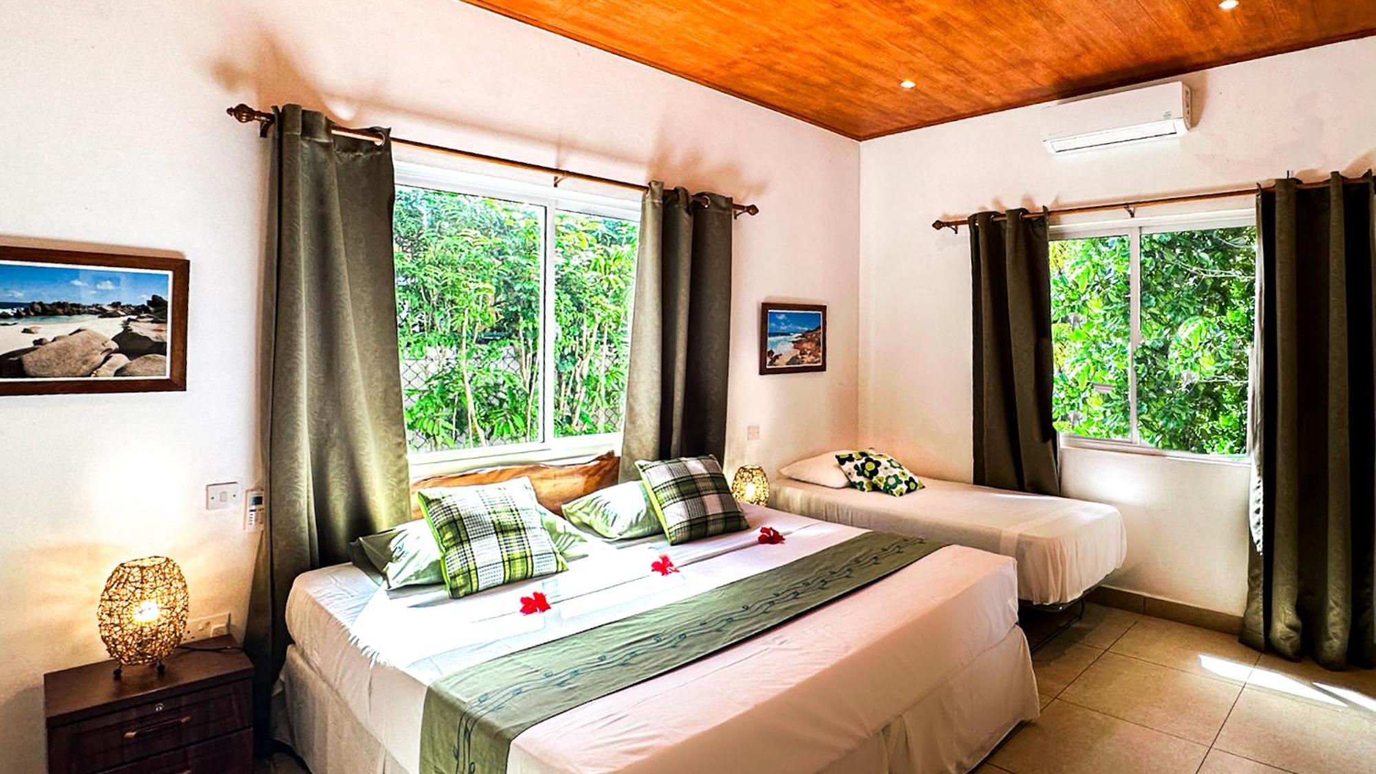 Pension Fidèle La Digue  Extérieur photo